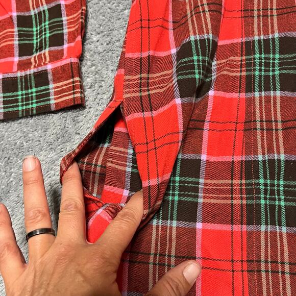 Duluth Trading Flannel Shirt Womens XL Free Swingin Tunic Plaid 72900 Pockets - Picture 3 of 9